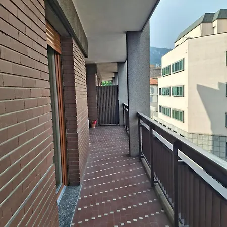 Apartament Centre Nhe Lecco